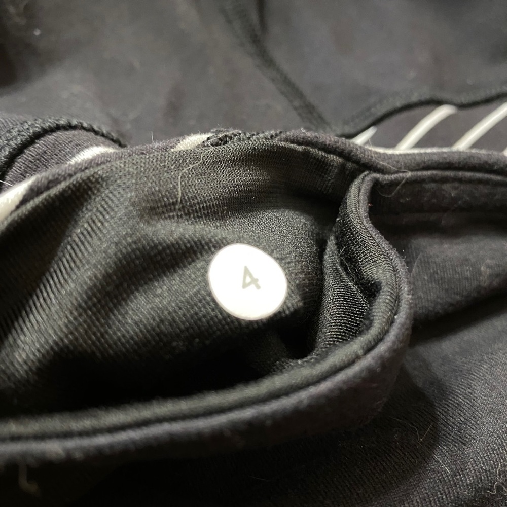 LULUS - Picture 3 of 3